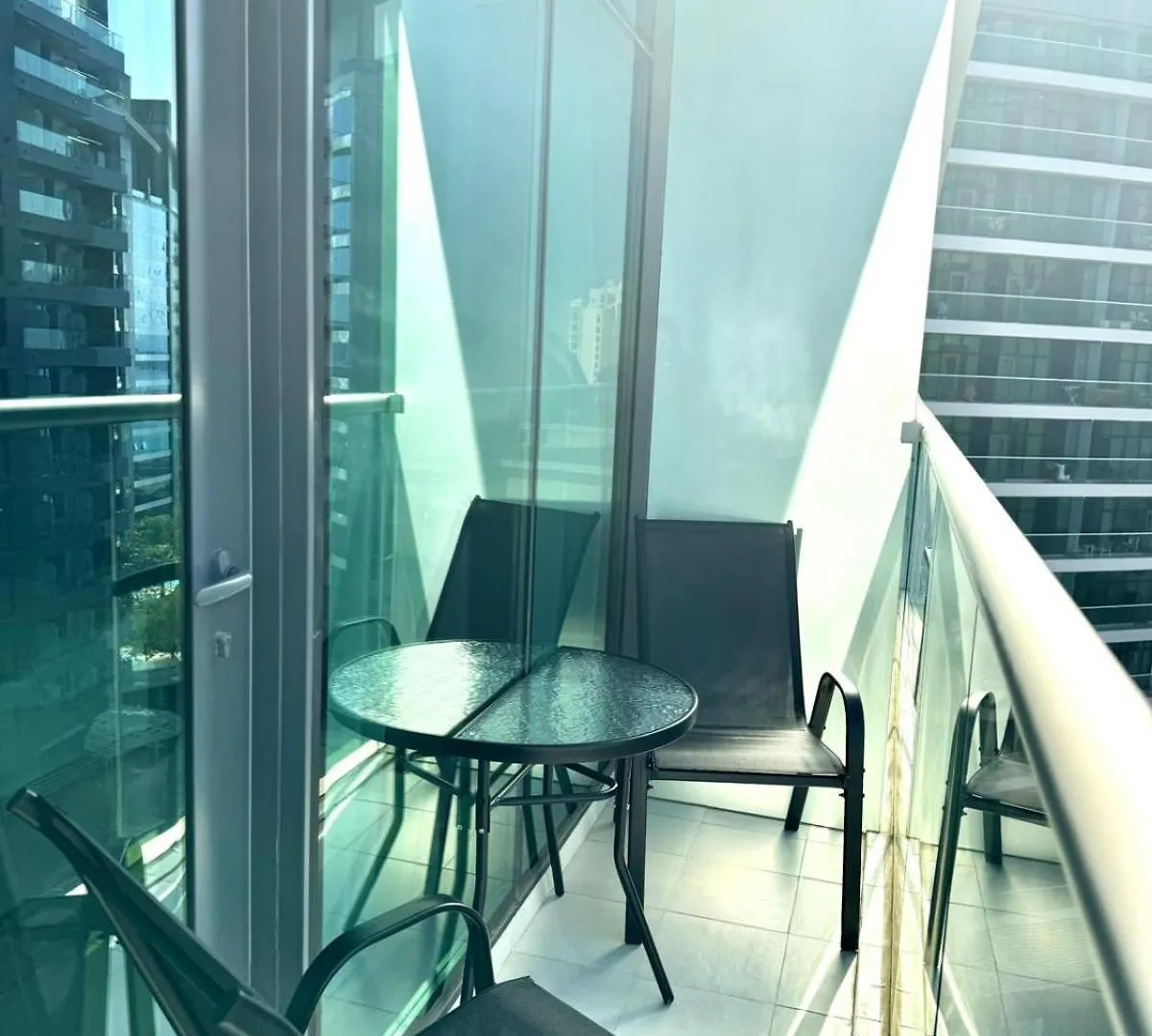 Seven Palm Residences Palm Jumeirah By Happy Season Dubai United Arab Emirates